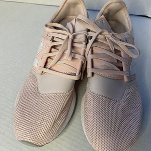 New Balance 247 Sneakers